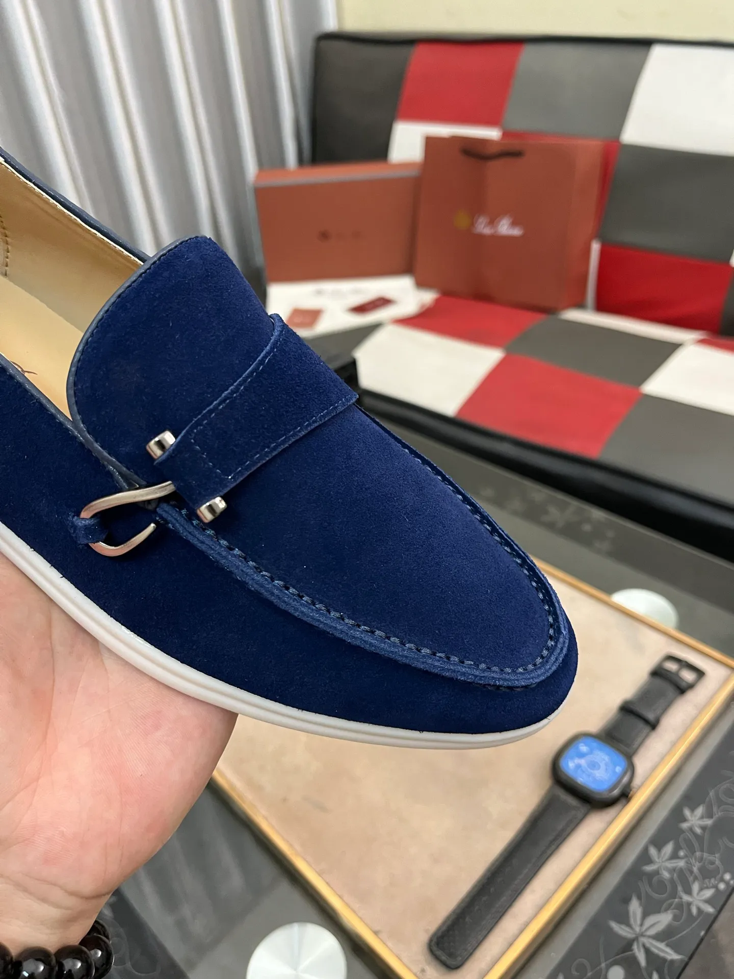 Men's Men's Shoes💰420⌚️⌚️【Loro Piana】LP couple's casual sneakers. Simple and fashionable, the upper is made of cow suede and leather. Sheepskin feet. Custom rubber sole. Size: Female 35-42 (35, 41, 42, 43 customized are non-refundable) Male 38-46 (45, 46 customized)